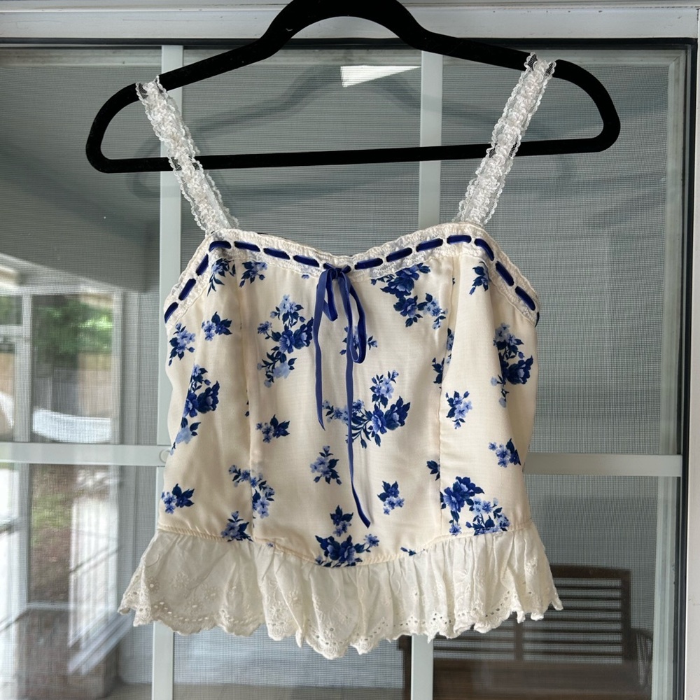 Thirty thirty blue floral lace cute cropped summer top